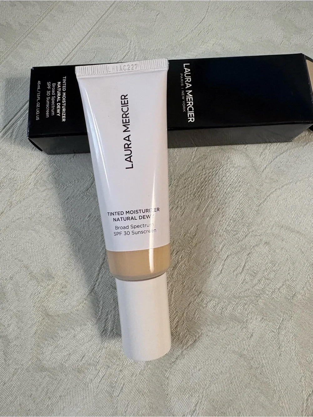 Laura Mercier Tinted Moisturizer Foundation 1W Blonde BNIB